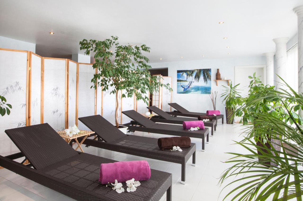 Meeressterne Hotel Residenz In Heringsdorf Buitenkant foto